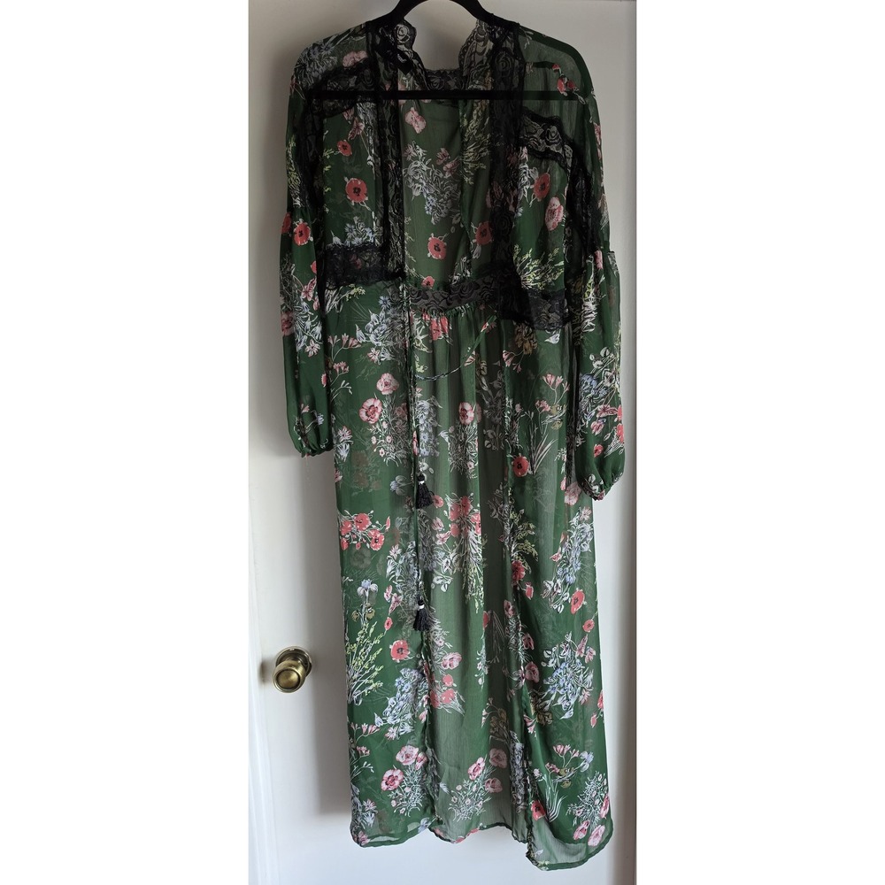 Wet Seal Kimono Size L Green Floral Long Sleeve Boho Casual Wrap Cover Up
